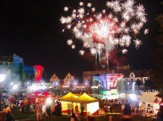 Ночной город Мадона.