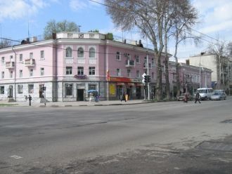 Вид улицы в Душанбе.