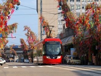 На улице города Тояма.