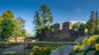 Развалины Валмиерского замка.