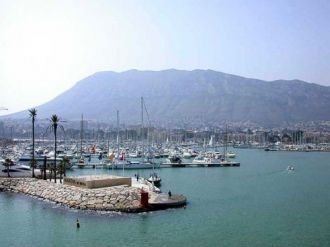 Город Дения с высоты птичьего полета.