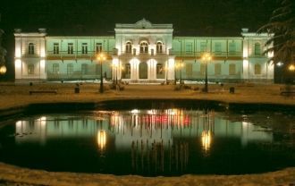 Грузия,  ночь в Зугдиди.