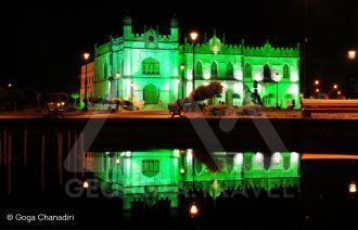 Дорец в Зугдиди, ночь.