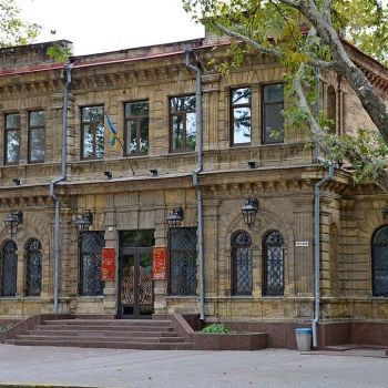 Первое здание Николаевской общественной 