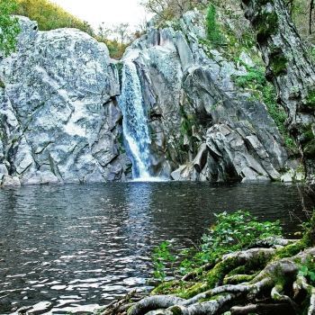 Водопады в Драме.