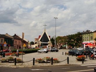 Улица в г. Явожно.