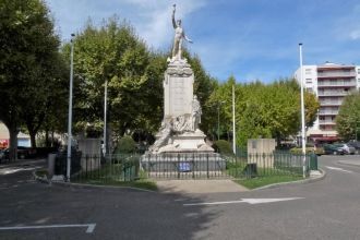 Памятники и монументы города&nbsp;Монтел