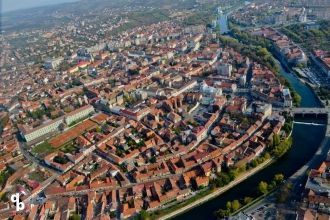 Город Орадя с высоты.