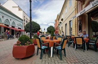 На улице города Мошонмадьяровар.