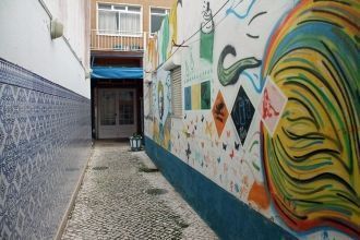 Улица Калдаш-да-Раинья.