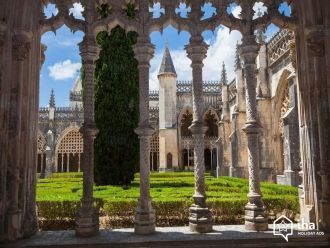 Клуатр монастыря Санта-Мария-де-Витория.