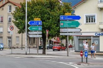 На улице города Бурк-ан-Брес.