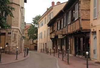 На улицах города&nbsp;Бурк-ан-Брес.