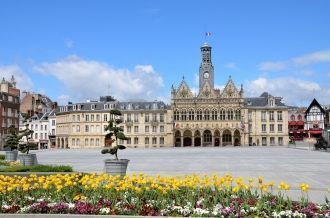 Сен-Кантен (Эна) - площадь Де Л'отель де