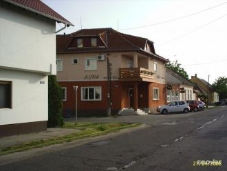 Улица Цегледа.