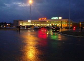 Ночной город Севердонецк.