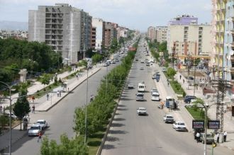 Городские жители и гости города Батман.
