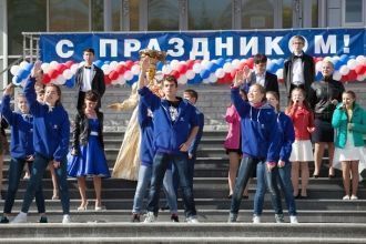 Местные жители.