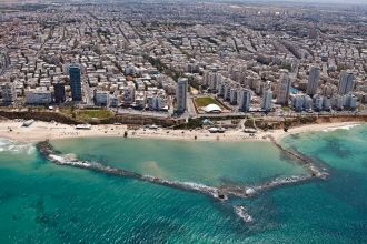 Бат-Ям с высоты.