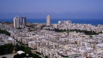 Над городом&nbsp;Бат-Ям.