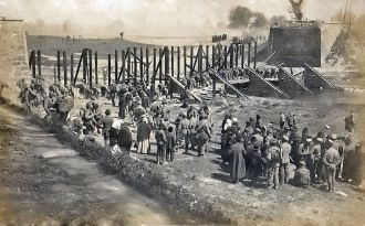 Временный мост в Тахове (Tachov), 1914 г