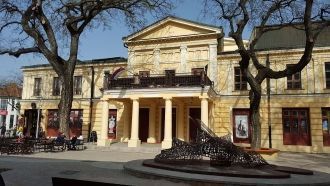 Здание театра Сомбора