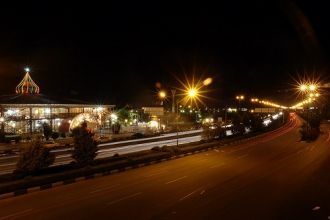 Ночной город Урмия.