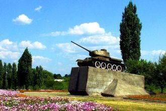 Памятник Танку.