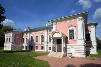 Музей-усадьба “Лопасня-Зачатьевская”