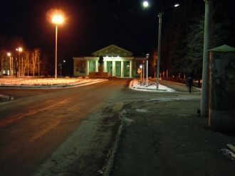 Гуково ночью.