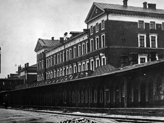 Вокзал в Витебске был построен одновреме