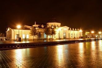 Железнодорожная станция Могилёв I ночью.