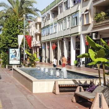 Улицами&nbsp;Кемера