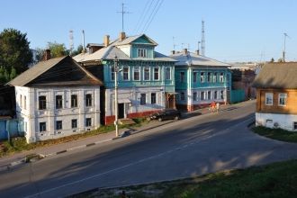 Старинная купеческая застройка и виды на