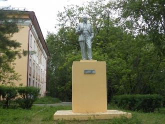 Краснокамск. Памятники Ленину.