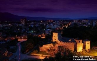 Ночная панорама Пирота