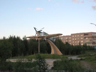 Ревда. Памятник.