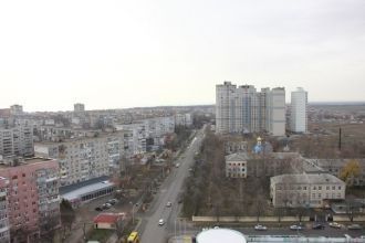 На улице города Черноморск.