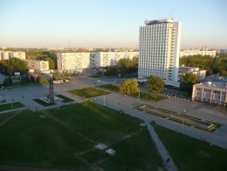 Вид на площадь Ленина с высоты.
