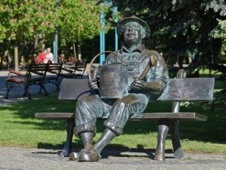 Скамейка садовника. Парк Здруйов в Кудов