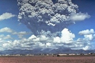 Извержение вулкана Пинатубо на Филиппинах