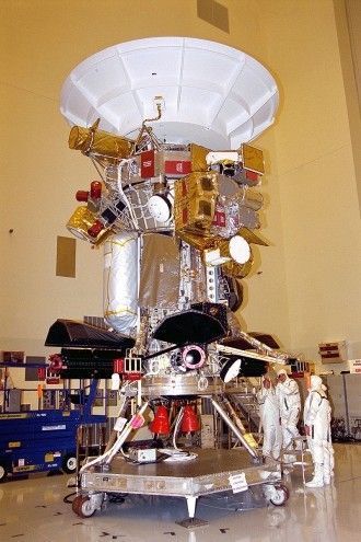 Для полета к Сатурну запущена американо-европейская АМС «Кассини»