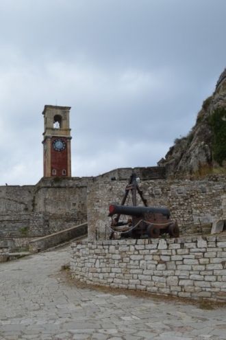 Англичане везде любили устанавливать баш