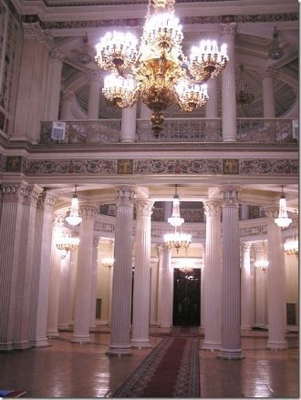 Изюминкой Мариинского дворца являются ег