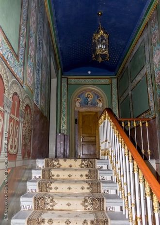 Лестница в Мариинском дворце в Санкт-Пет