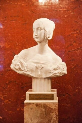 Бюст Марии Николаевны в Мариинском дворц