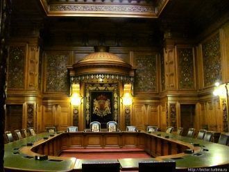 Сенату удалось заехать в новое здание ли