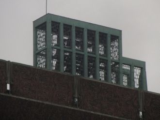 Пристройка на восточной башне — это уста