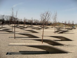 «Мемориал Пентагона» был построен по про