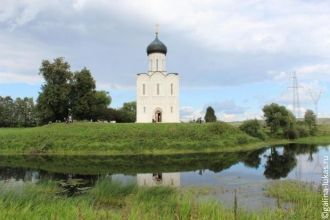 1992 году церковь Покрова на Нерли, наря